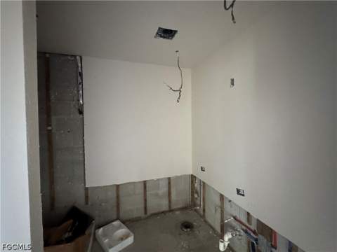 1683 Atlanta Plaza Dr, Sanibel FL - photo 16 of 27