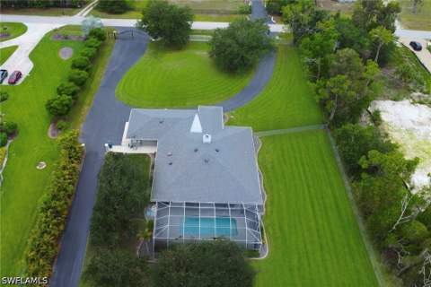 15261 Shamrock Dr, Fort Myers FL - photo 16 of 47