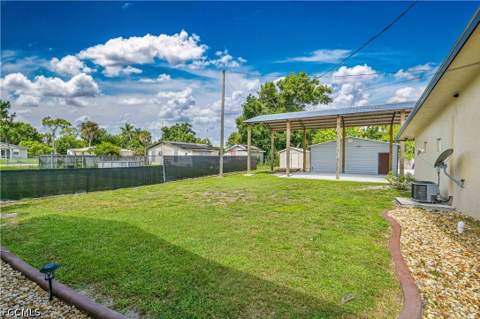 427 Stockton St, North Fort Myers FL - photo 13 of 50