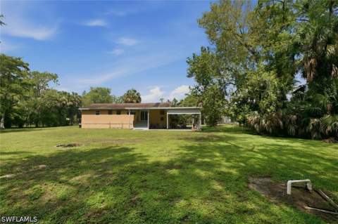 160 19th St NW, Naples FL - photo 7 of 9