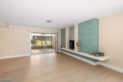 1442 Woodwind Ct, Fort Myers FL - photo 16 of 46