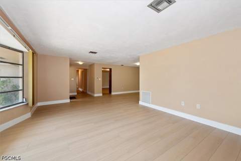 1442 Woodwind Ct, Fort Myers FL - photo 6 of 46