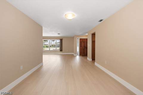 1442 Woodwind Ct, Fort Myers FL - photo 8 of 46