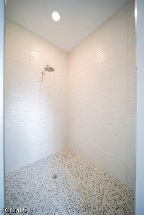 127 Connecticut Rd, Lehigh Acres FL - photo 13 of 22