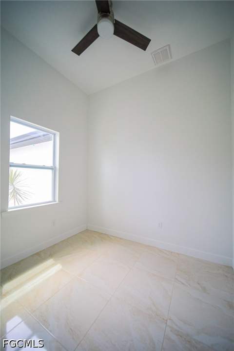 127 Connecticut Rd, Lehigh Acres FL - photo 16 of 22