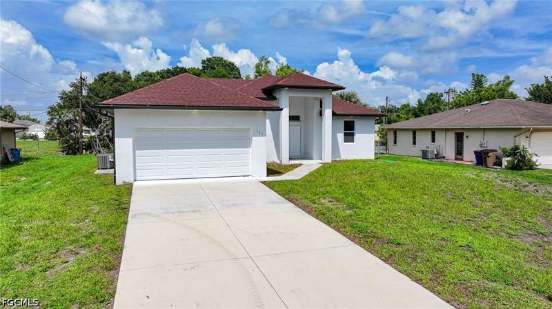 3 bedroom SingleFamilyResidence at 127 Connecticut Rd, Lehigh Acres, Lehigh Acres — photo 2