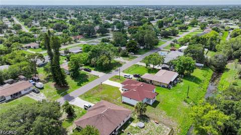 127 Connecticut Rd, Lehigh Acres FL - photo 6 of 22