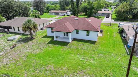 127 Connecticut Rd, Lehigh Acres FL - photo 9 of 22