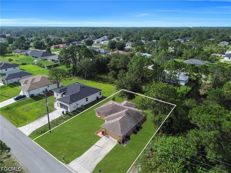 3 bedroom SingleFamilyResidence at 2707 42nd St W, Lehigh Acres, Lehigh Acres — photo 3