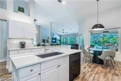 7653 Citrus Hill Ln, Naples FL - photo 12 of 46