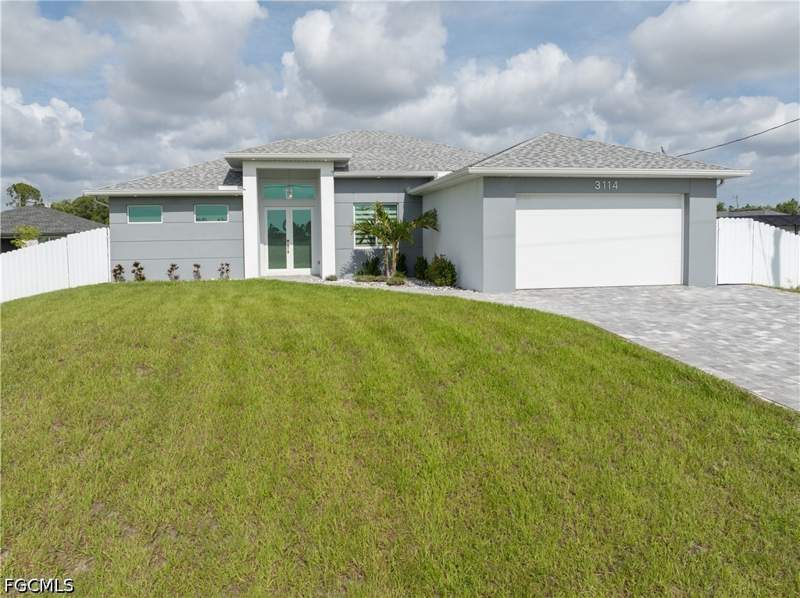 4 bedroom SingleFamilyResidence at 3114 Chiquita Blvd N, Cape Coral, Cape Coral — photo 5