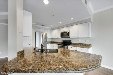 7756 Gardner Dr 102, Naples FL - photo 8 of 42