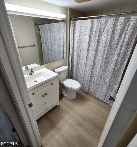 4681 Lakeside Club Blvd 11-C2, Fort Myers FL - photo 13 of 45