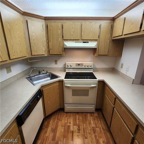4681 Lakeside Club Blvd 11-C2, Fort Myers FL - photo 9 of 45