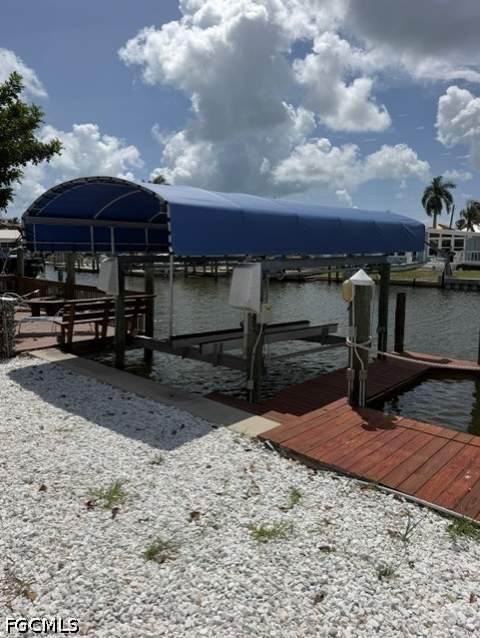 215 Albatross St, Fort Myers Beach FL - photo 6 of 14