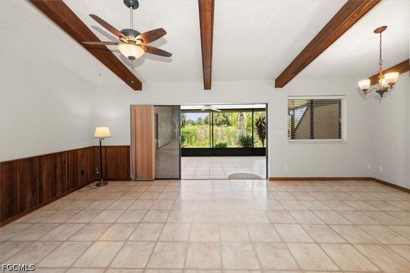 3 bedroom Attached at 20014 Lake Vista Cir, Majestic, Lehigh Acres — photo 5