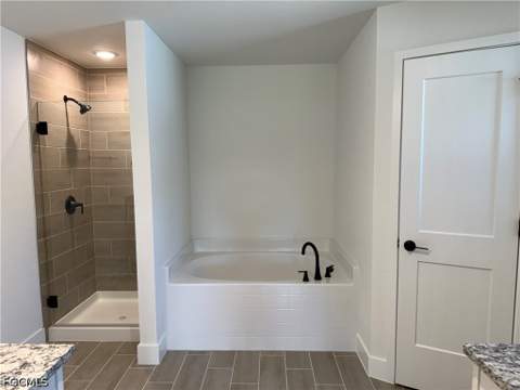 500 Windermere Dr, Lehigh Acres FL - photo 9 of 18