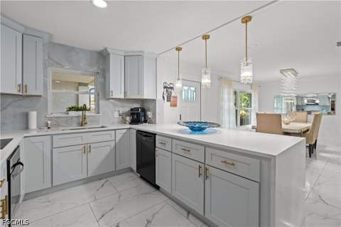 4350 Orangewood Ave, Fort Myers FL - photo 12 of 49