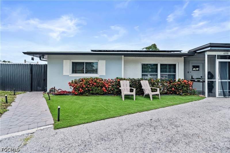 3 bedroom SingleFamilyResidence at 4350 Orangewood Ave, Colonial Manor, Fort Myers — photo 2