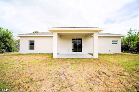 352 Labree Ave S, Lehigh Acres FL - photo 17 of 24
