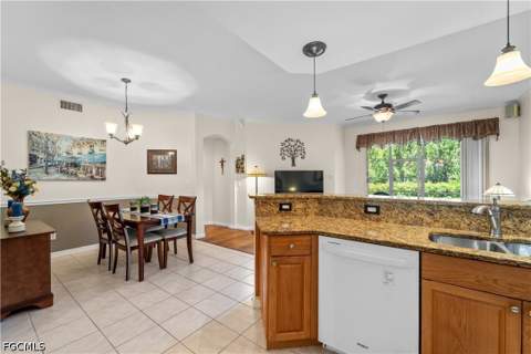 4263 Liron Ave 101, Fort Myers FL - photo 11 of 25