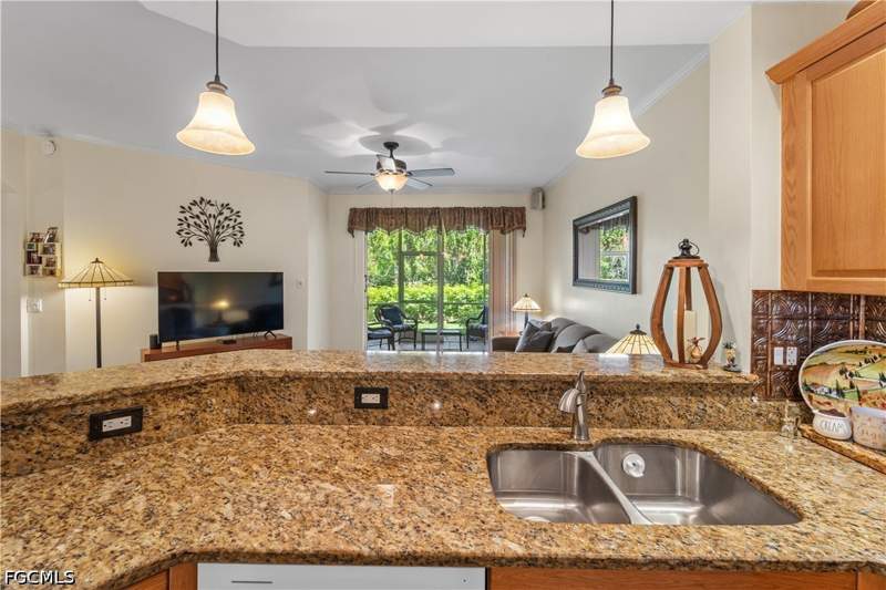 3 bedroom Condominium at 4263 Liron Ave 101, Province Park, Fort Myers — photo 3
