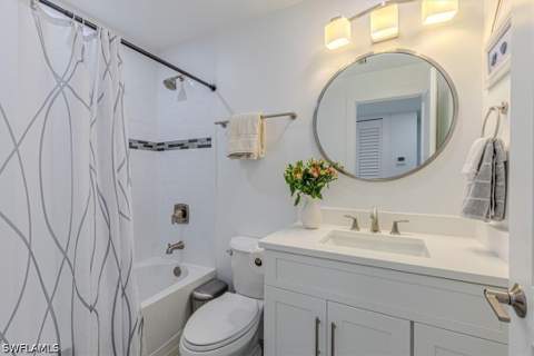 2100 Gulf Shore Blvd N 111, Naples FL - photo 14 of 18