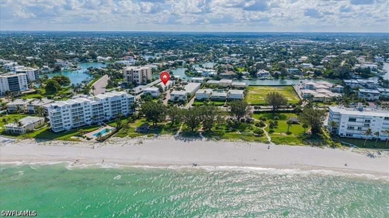 2 bedroom Condominium at 2100 Gulf Shore Blvd N 111, Port Au Villa, Naples — photo 3