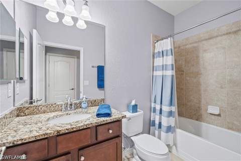 16112 Bonita Landing Cir, Bonita Springs FL - photo 22 of 39