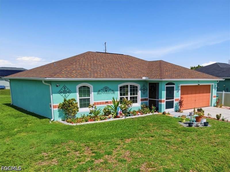 3 bedroom SingleFamilyResidence at 1902 NW 2nd Pl, Cape Coral, Cape Coral — photo 3