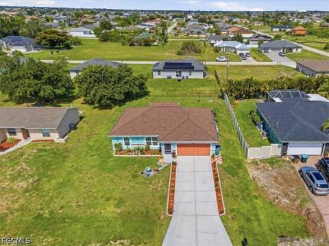 1902 NW 2nd Pl, Cape Coral FL - photo 9 of 28