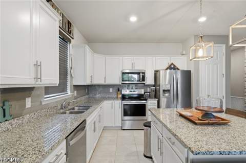 16095 Mistflower Dr, Alva FL - photo 10 of 33