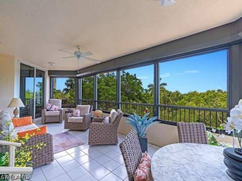 7425 Pelican Bay Blvd 206, Naples FL - photo 11 of 21