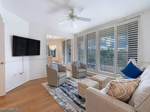 7425 Pelican Bay Blvd 206, Naples FL - photo 9 of 21