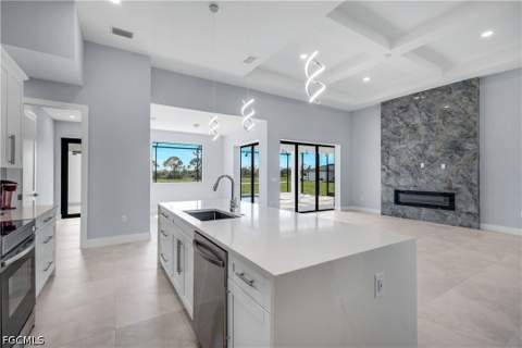 3808 NW 43rd Pl, Cape Coral FL - photo 10 of 30