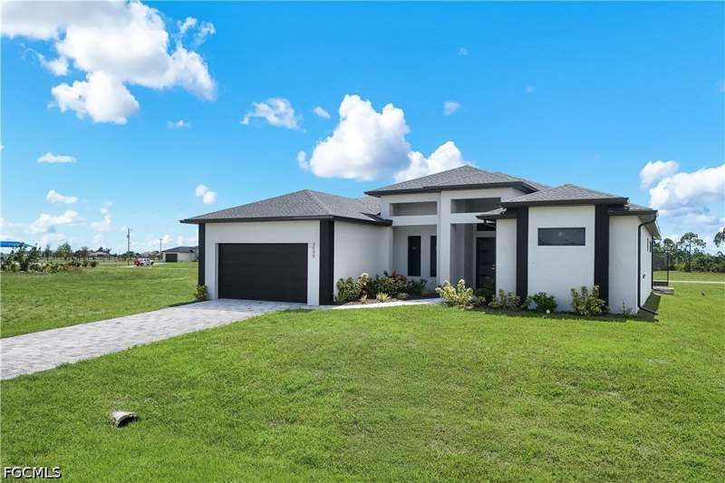 3 bedroom SingleFamilyResidence at 3808 NW 43rd Pl, Cape Coral, Cape Coral — photo 2