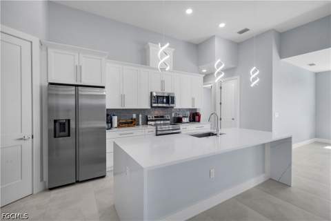 3808 NW 43rd Pl, Cape Coral FL - photo 9 of 30