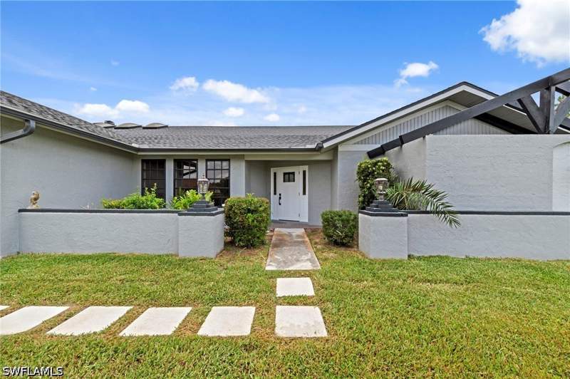 3 bedroom SingleFamilyResidence at 17209 Castleview Dr, Kings Bay Estates, North Fort Myers — photo 5
