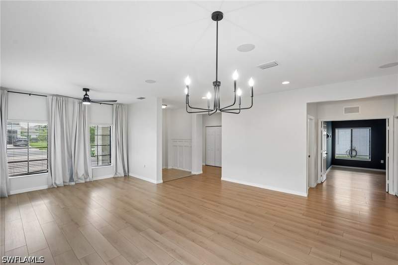 3 bedroom SingleFamilyResidence at 5026 Florence Dr, Maple Ridge, Ave Maria — photo 4