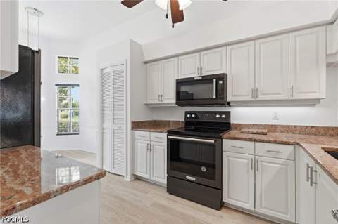 8185 Breton Cir, Fort Myers FL - photo 14 of 49