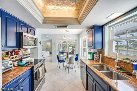 1170 Martinique Ct, Marco Island FL - photo 15 of 50