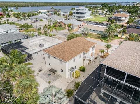 401 Donora Blvd, Fort Myers Beach FL - photo 24 of 50