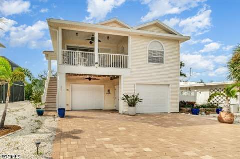 401 Donora Blvd, Fort Myers Beach FL - photo 6 of 50