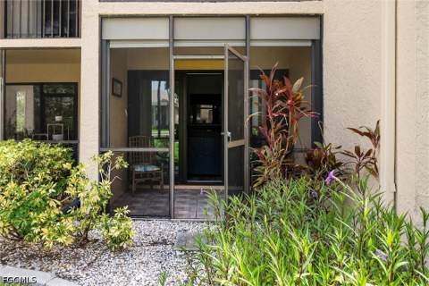 13240 White Marsh Ln 10, Fort Myers FL - photo 24 of 43