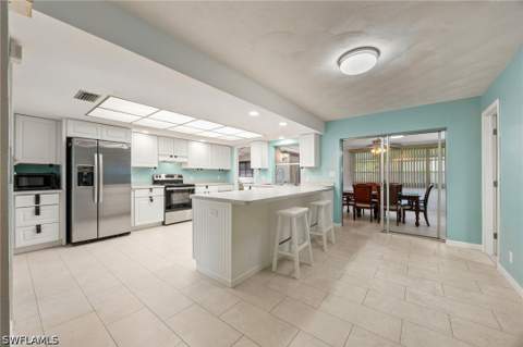 8071 Cleaves Rd, North Fort Myers FL - photo 8 of 22