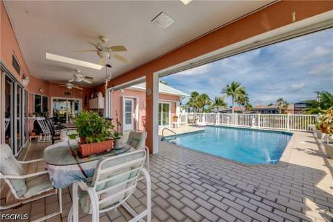 2105 SW 53rd Ter, Cape Coral FL - photo 16 of 40