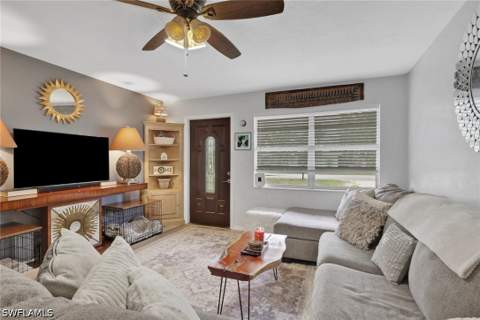 12207 De Moya Dr, Fort Myers FL - photo 7 of 37