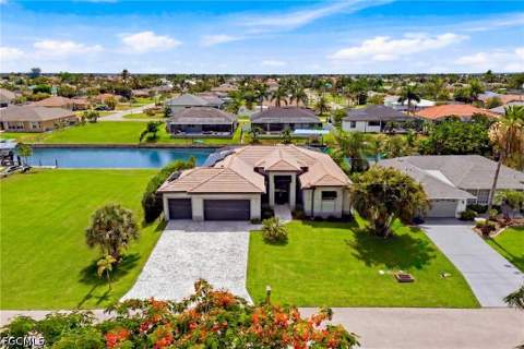 3030 SW 24th Ave, Cape Coral FL - photo 7 of 50