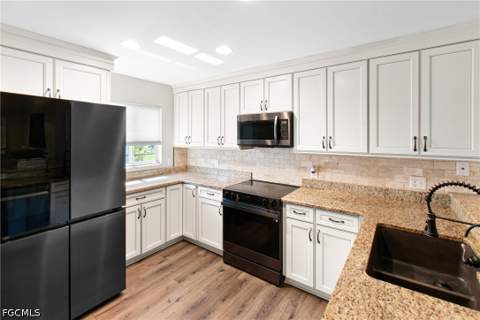1215 SW 31st Ter, Cape Coral FL - photo 12 of 34