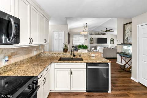 1215 SW 31st Ter, Cape Coral FL - photo 13 of 34